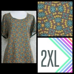 LulaRoe 2XL Classic T Shirt